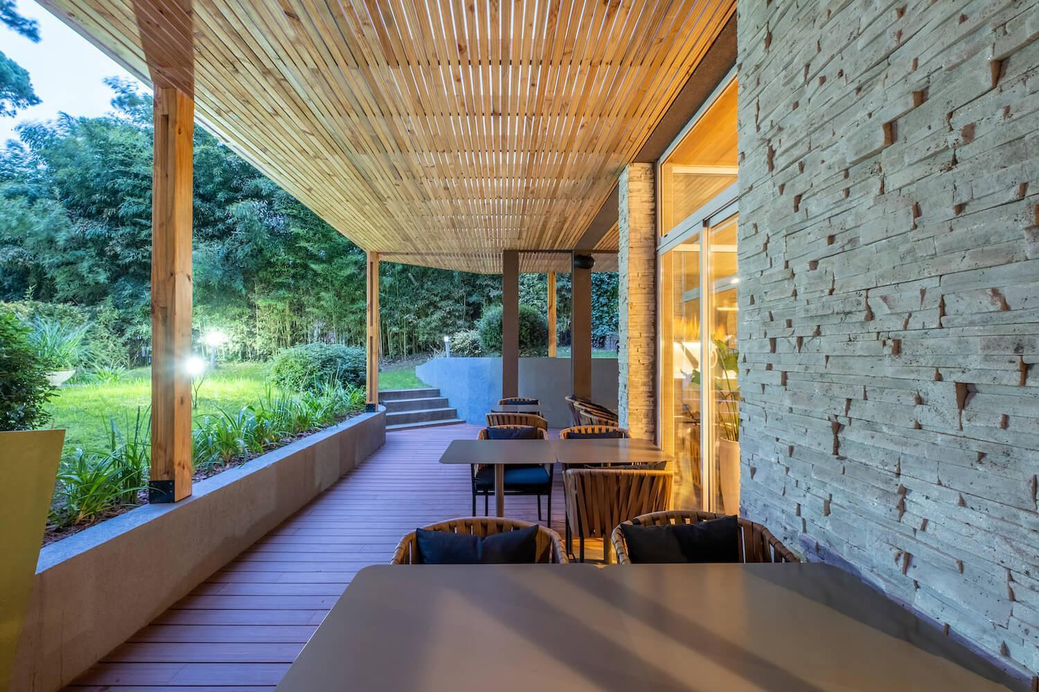 Suite House Carilo Exterior photo