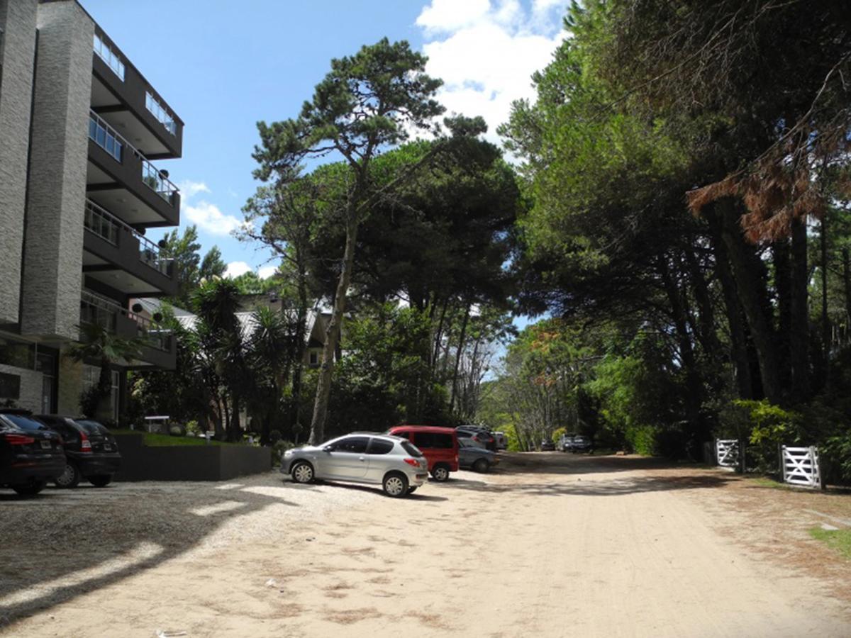 Suite House Carilo Exterior photo