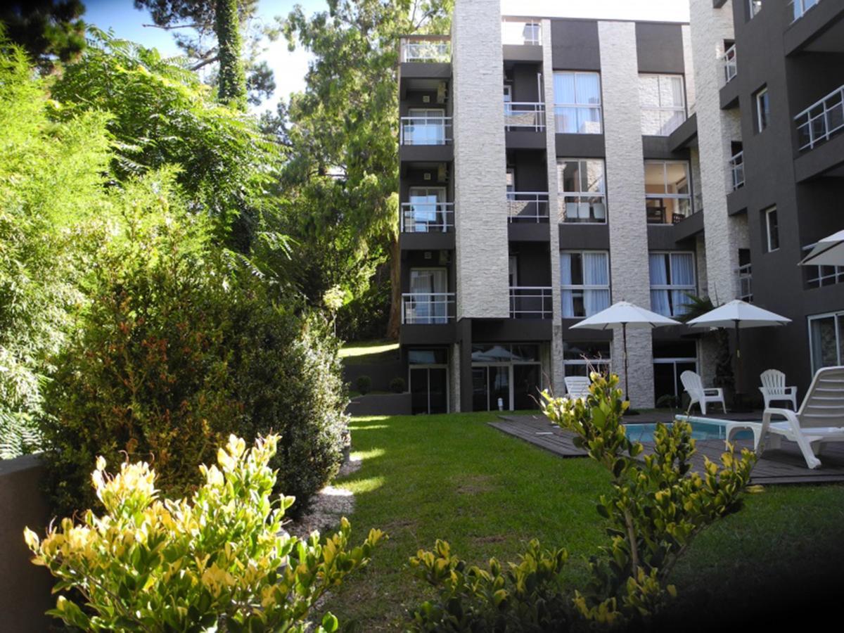 Suite House Carilo Exterior photo